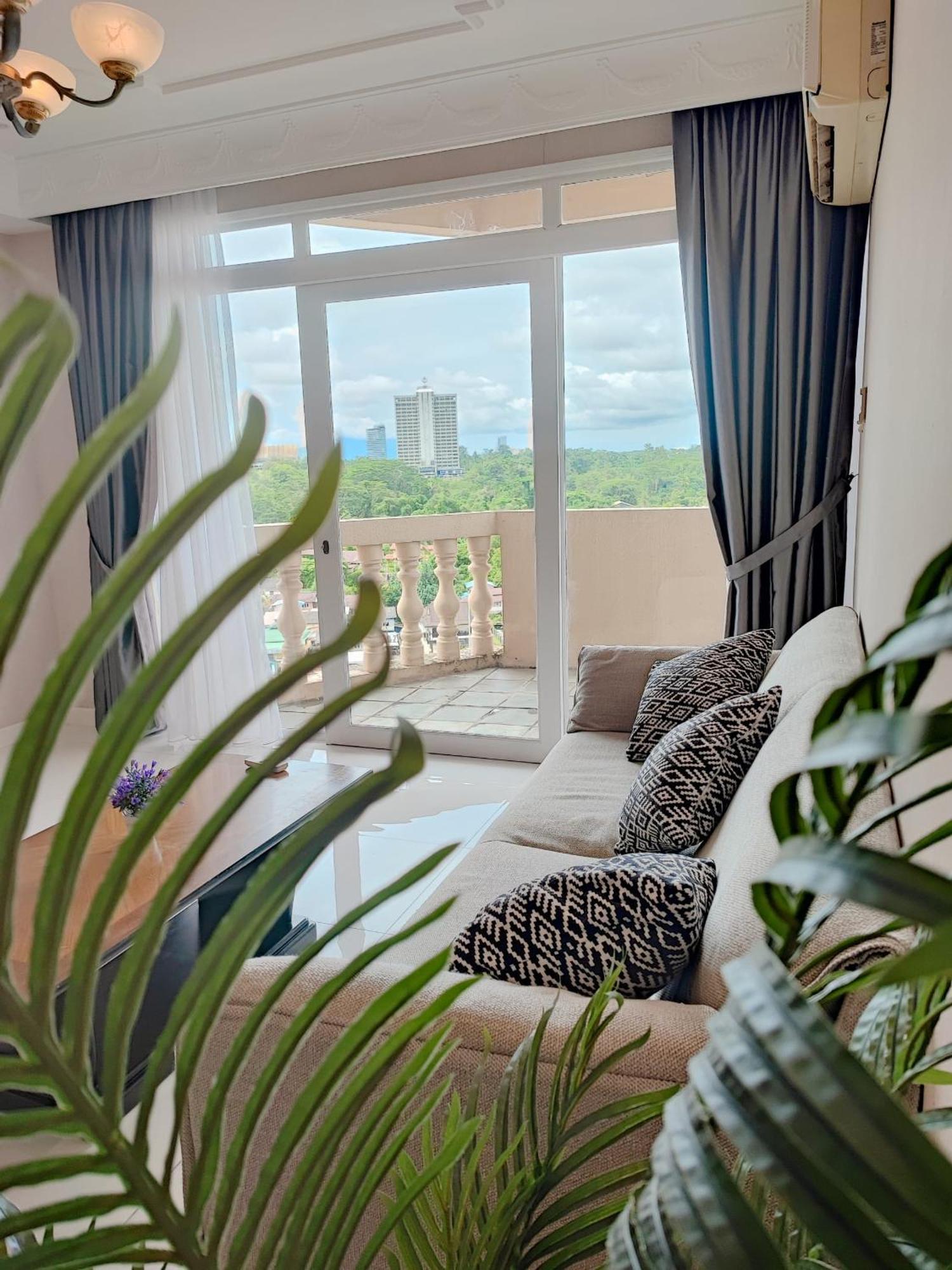 Riverbank Sarawak Riverview, Waterfont Kuching