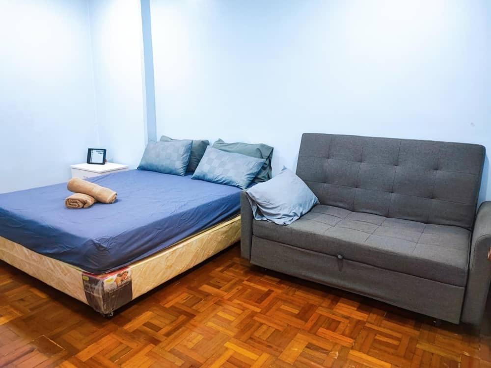 Riverbank Sarawak Riverview, Waterfont Apartment *